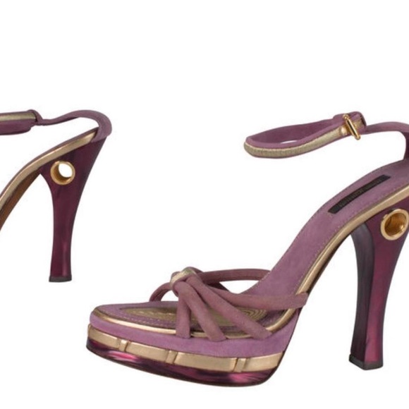 Louis Vuitton platform heels. Super cute retro vibes. - Picture 6 of 8